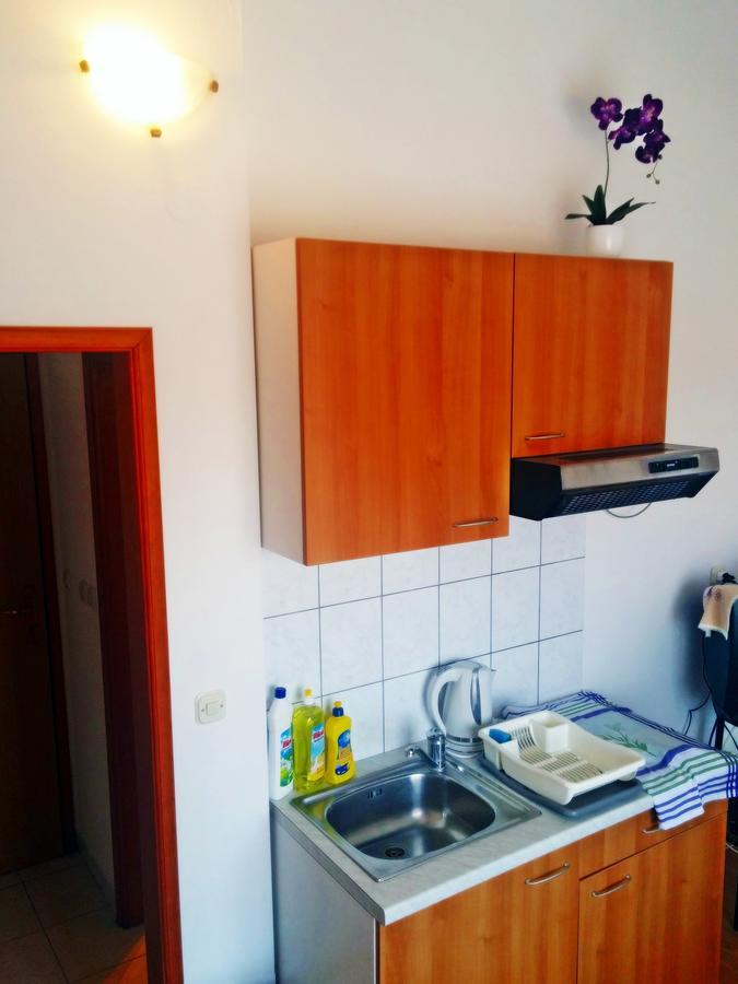 Apartments Eugen Pedisic Turanj Luaran gambar