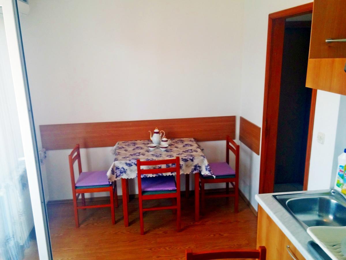 Apartments Eugen Pedisic Turanj Luaran gambar